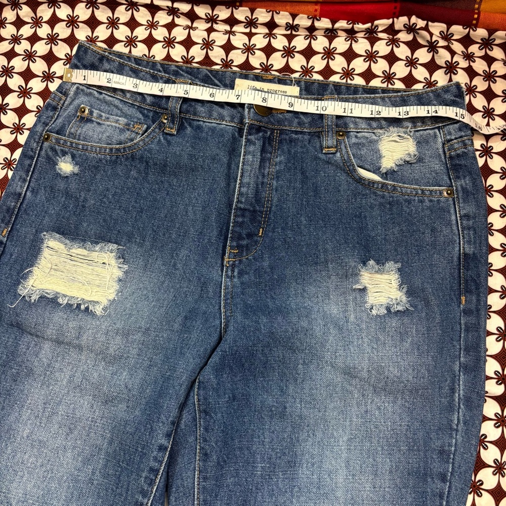 Blue Distressed patchwork High Rise Jeans - Picture 9 of 11